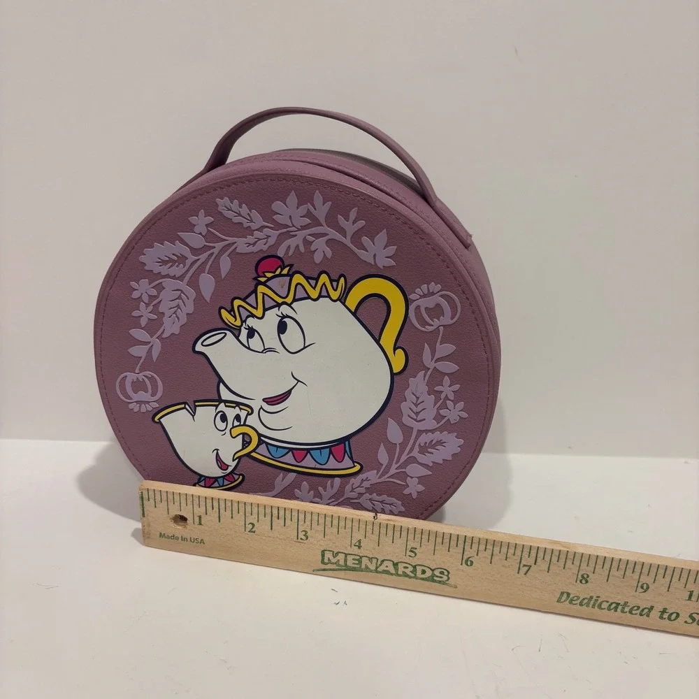 Disney Vera Bradley Beauty and the Beast Mrs Potts Chip Round Cosmetic Case Bag